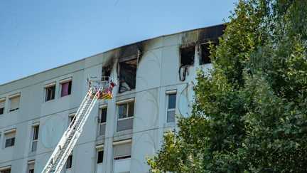 Deux ans après les faits, l'homme suspecté d'être l'un des organisateurs d'une attaque responsable d'un incendie meurtrier à Nice a été mis en examen