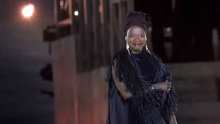 Sept choses à savoir sur Angélique Kidjo, la première musicienne africaine à avoir son étoile sur le Hollywood Walk of Fame