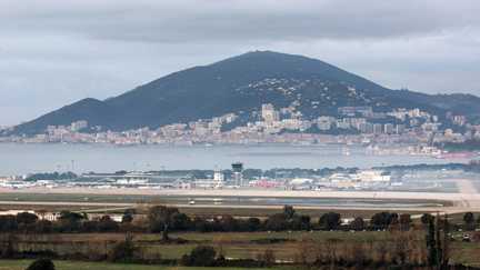 Orages : une trentaine de vols annulés entre la Corse et le continent ce vendredi matin