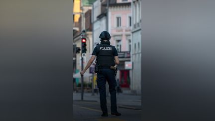 Une femme tuée après des coups de feu en marge d'une rave-party en Suisse