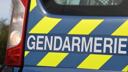 Un homme de 90 ans en garde à vue dans les Pyrénées-Atlantiques, soupçonné d'avoir tué ses voisins