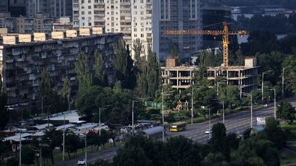 En Ukraine, l'embarras après des coups de feu tirés lors d'une confrontation entre deux agences de renseignement à Kiev