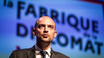 Douze pays dont la France, le Royaume-Uni et le Canada veulent