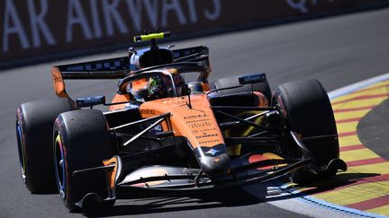Lando Norris signe la pole position du Grand Prix d’Espagne devant Kimi Antonelli et Max Verstappen