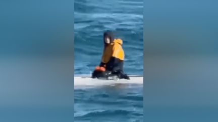 Trois jours de dérive sur une mer glacée