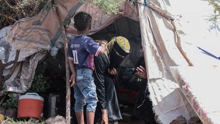Au Yémen, la recrudescence des combats entraîne le déplacement de près de 86 000 personnes