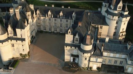 Visite guidée du château d'Ussé en Indre-et-Loire, qui a inspiré Charles Perrault pour