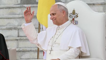 Visite du pape en France : armes, artifices, carburant et stationnement réglementés par la préfecture de police de Paris