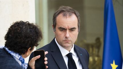 Sébastien Lecornu propose d'instaurer un délai de