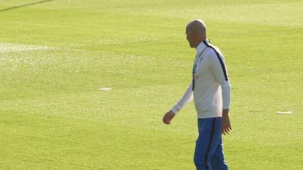 Les premiers pas de Zinédine Zidane à la tête des bleus