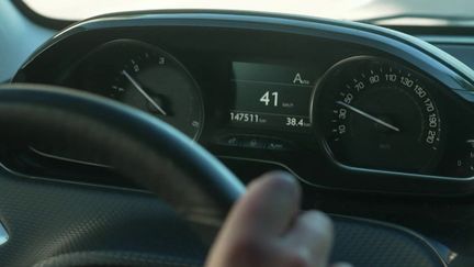 Aides carburants : qui sont les nouveaux bénéficiaires du dispositif grands rouleurs ?