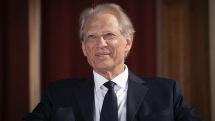 Dominique de Villepin veut inscrire le principe de la négociation sociale