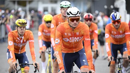 Mondiaux de cyclisme : les Pays-Bas de Mathieu van der Poel ont déjà pris les commandes du peloton... Suivez la course avec nous