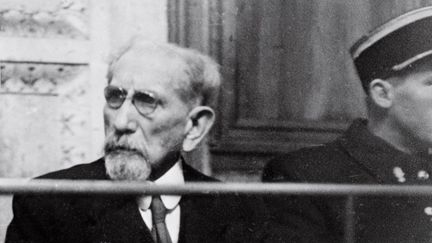 Une pétition contre des textes de Charles Maurras présentés à Avignon,