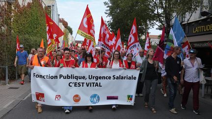 Mobilisation dans la Fonction Publique : 206 000 manifestants selon le ministère de l'Intérieur, 300 000 pour la CGT.