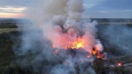 En Côte-d'Or, l'incendie est fixé près de Dijon
