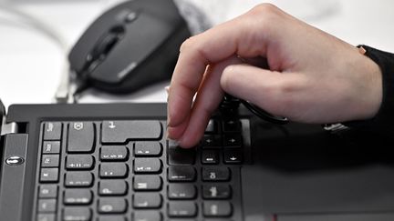 Un professeur de l'université de Bordeaux suspendu après avoir consulté un contenu à caractère pornographique en plein cours