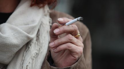 Les femmes qui fument ont un risque d'infertilité supérieur de 40 % aux non-fumeuses, alerte l'Organisation mondiale de la Santé