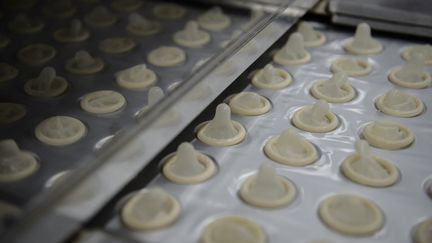 Vente de préservatifs non conformes : 15 références retirées et rappelées sur le marché européen après une enquête de la DGCCRF