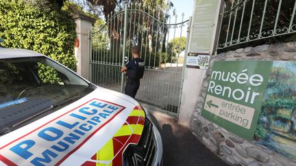 Les deux tableaux de Renoir volés sur la Côte d'Azur ont été récupérés par des enquêteurs vendredi près de Montpellier