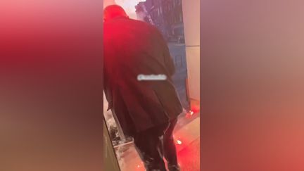 Blocage des lycées : un chef d'établissement touché par un tir de mortier à Rouen