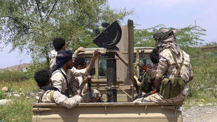 Au Yémen, la coalition dirigée par l'Arabie saoudite annonce rejoindre l'offensive du gouvernement contre les houthis