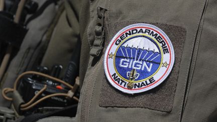 En Guadeloupe, deux gendarmes du GIGN ont été grièvement blessés par balles lors d'une opération de police