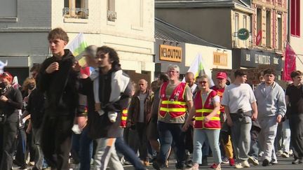 Lycéens, Gilets jaunes, syndicats… Qui ira dans la rue samedi 17 octobre ?