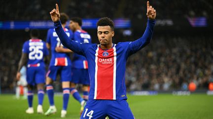 Manchester City-PSG : Vitinha s'invite au festival et permet à Paris de s'envoler ! Suivez le match de Ligue des champions avec nous