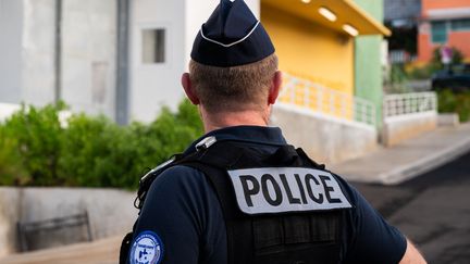 Cinq hommes ont été écroués, dont un mineur, après des tirs contre les forces de l'ordre en Guadeloupe