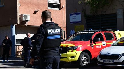 INFO FRANCEINFO. Un adolescent de 13 ans interpellé dans le nord de la France, soupçonné d'avoir été en lien avec le tireur du collège d'Aubagne