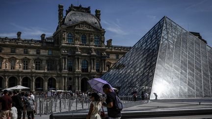 Les trois quarts des travaux de rénovation du Louvre seront financés par la billetterie, annonce le président-directeur du musée