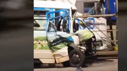 Un accident inédit à l'entrée du tunnel sous la Manche fait une vingtaine de blessés