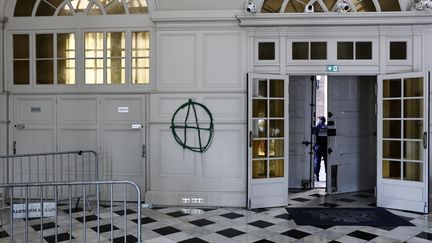 Commissariat attaqué, mairie brièvement investie... Des heurts éclatent à Marseille en marge de la journée de mobilisation du 17 octobre