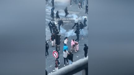 Paris : les touristes confrontés aux émeutes