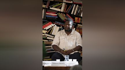 Thélyson Orélien : l'IA utilisée dans l'écriture de son roman, selon son éditeur