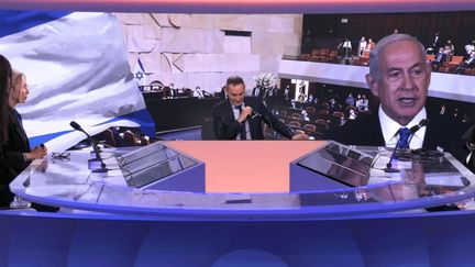 A suivre Loïc de la Mornais : Israël : la fin de l'ère Netanyahu ?