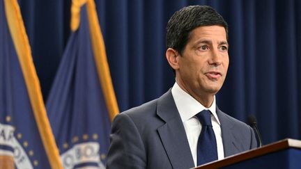 Pas de baisse des taux d’intérêt aux États-Unis : une décision plus politique qu’économique