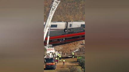 Accident de trains en Espagne : l'angoisse des familles