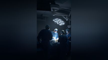 Des prothèses de hernie responsables de souffrances invivables ?