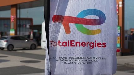 Crise des carburants : comment expliquer les bénéfices records de TotalEnergies ?