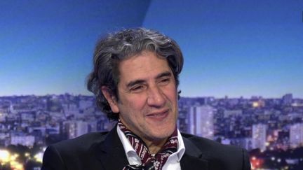 A suivre avec Loïc de la Mornais : Musk fait son cinéma... avec de l'IA !